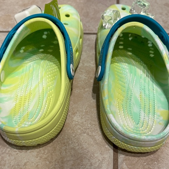 CROCS Green and Blue Tie-Dye Clogs - Picture 6 of 7